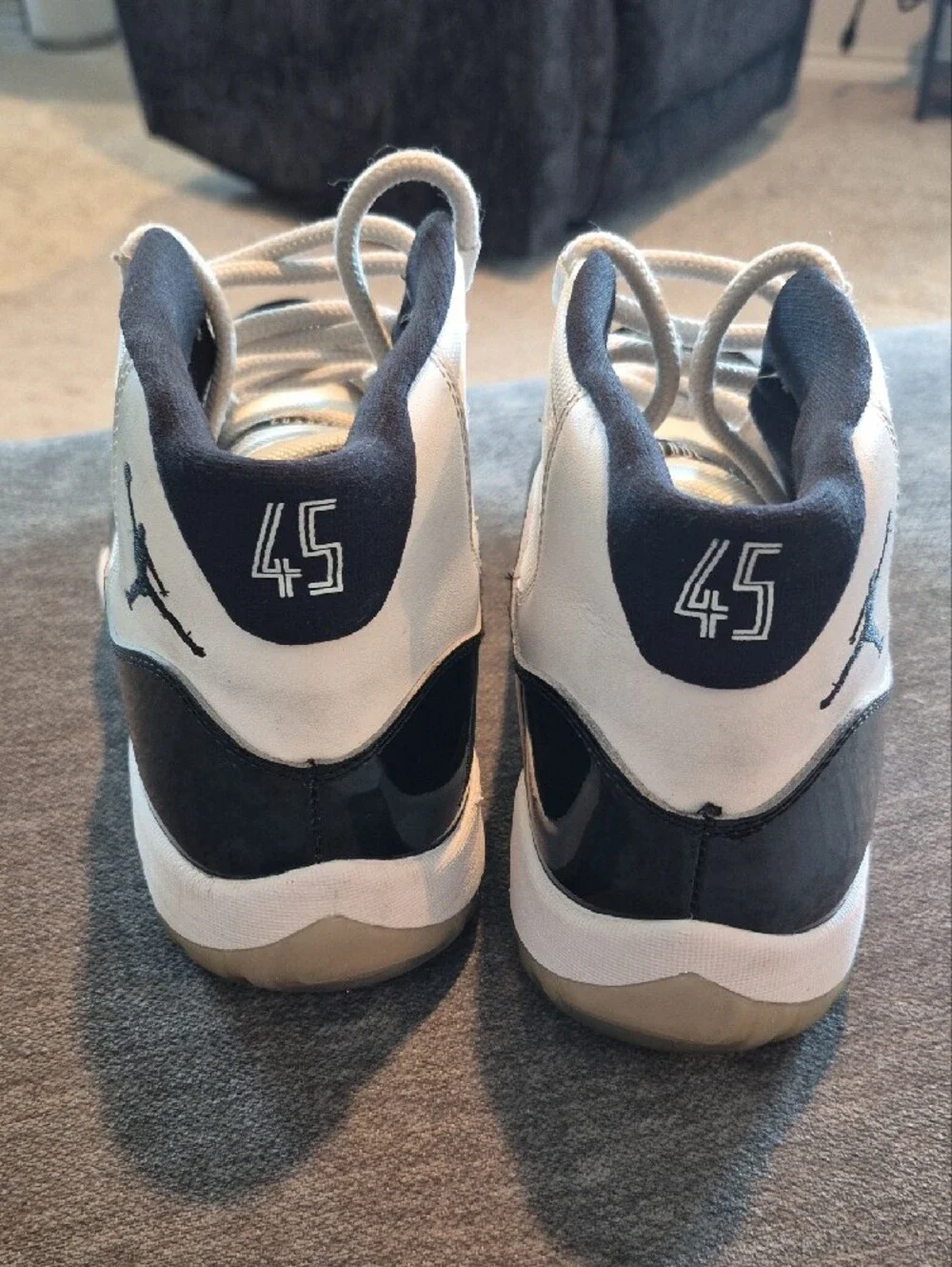 Jordan Retro 11 Concord Men’s  High-Top Sneakers in White & Black